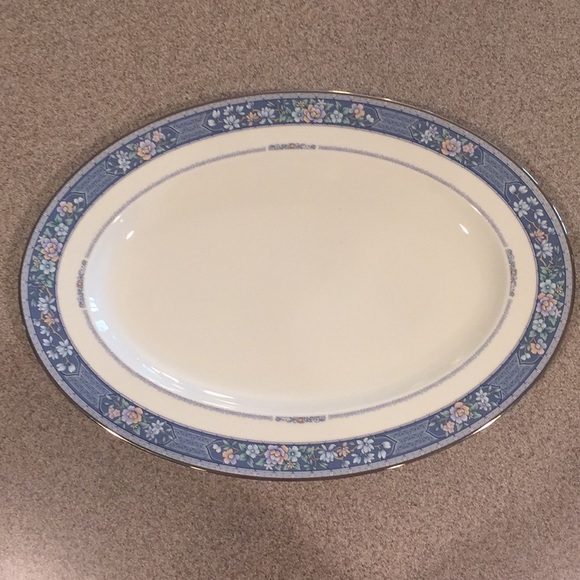 Oval Serving Platter - Randolph by Noritake - Picture 10 of 10